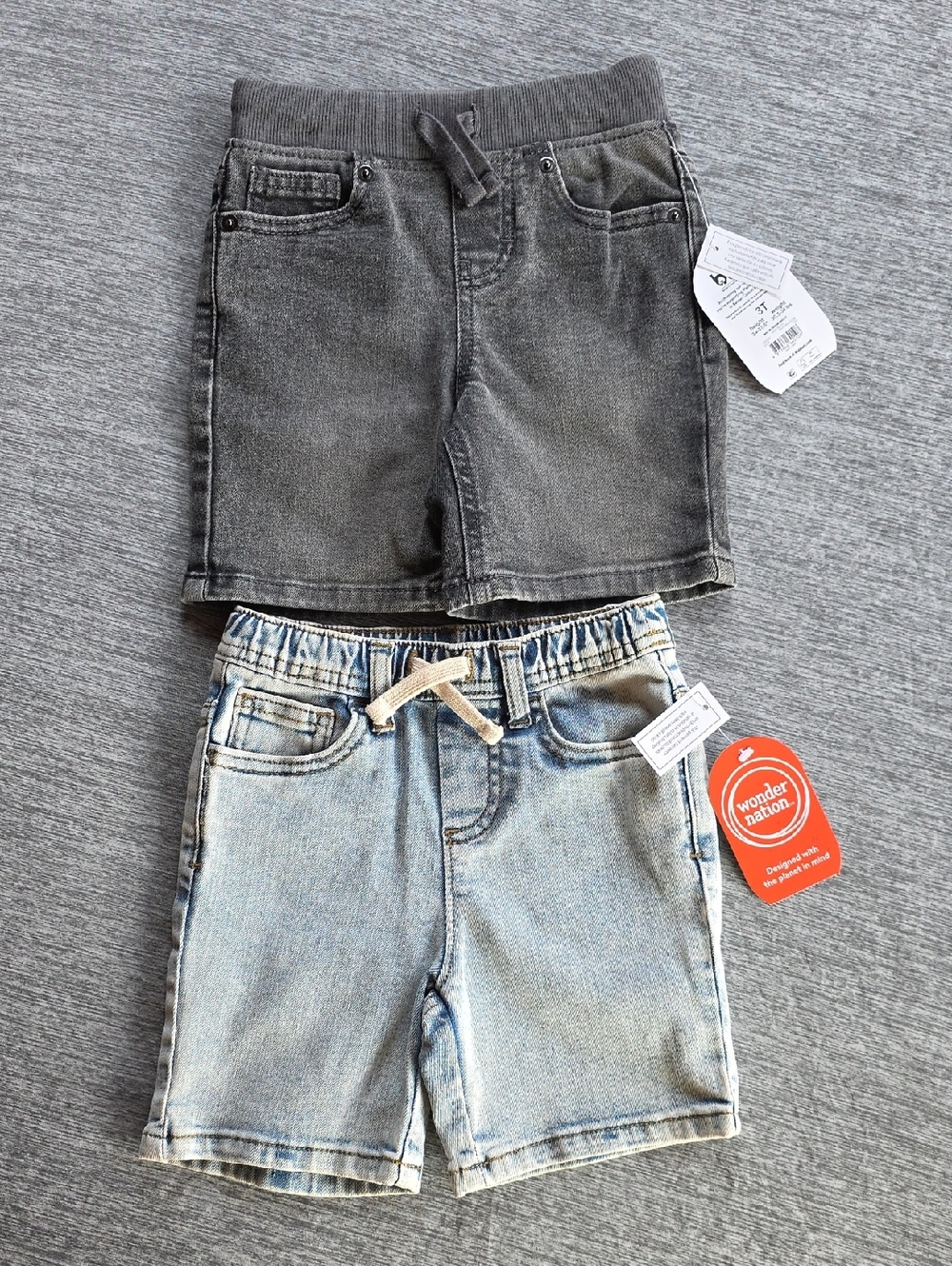 wonder nation Two Pair Of Size 3T Denim-Style Shorts. Light Blue & Charcoal NWT
